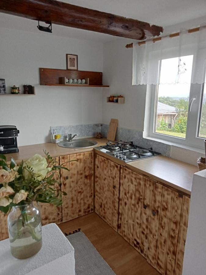 Casuta Din Deal Vaideeni Exterior foto